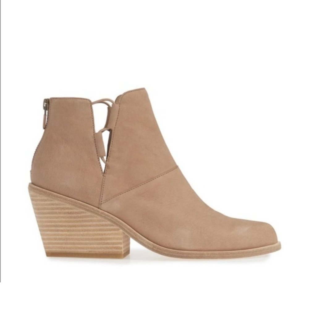 Eileen Fisher Tote Leather Ankle Boots